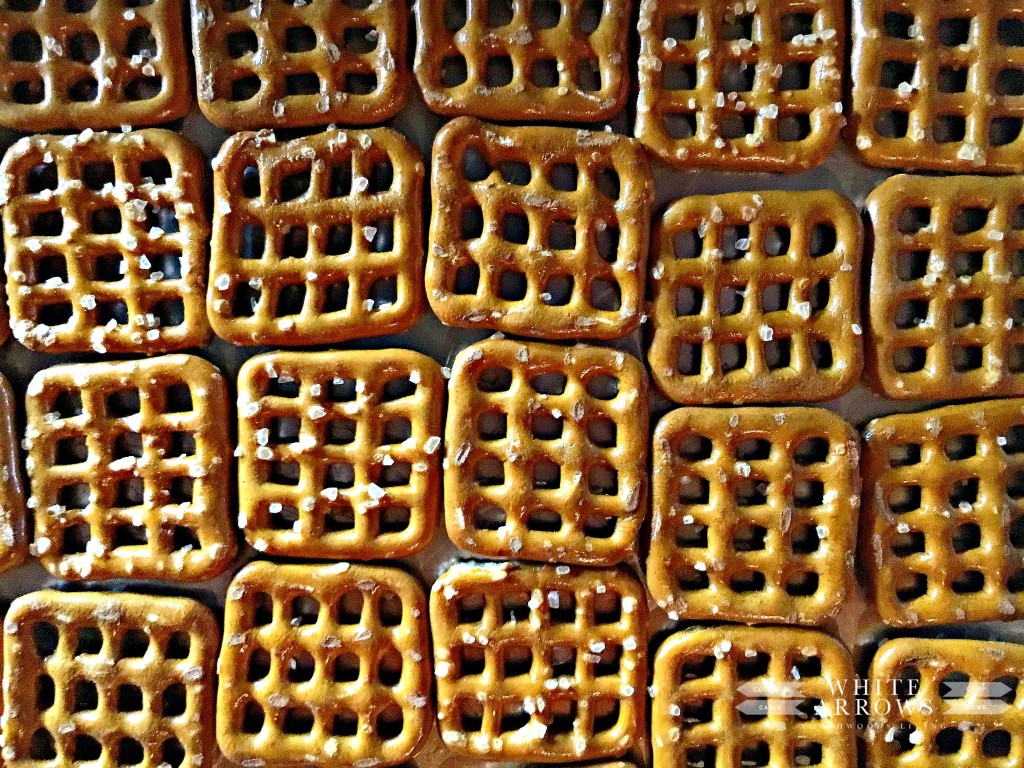 snap pretzels, St. Patrick's Day Treat
