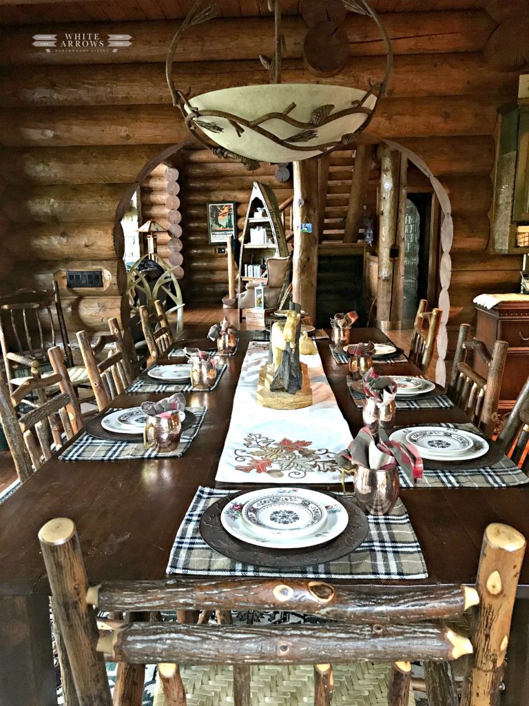 Dining Room, Log Home, Cabin, Log Cabin, Woodwork, Wood Beams, Autumn Decor, Fall Decor
