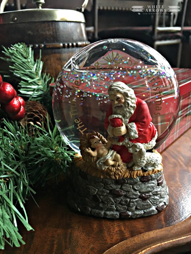 Christmas, Snow Globe, Christmas Decor, Santa, Santa Kneeling at the Manger