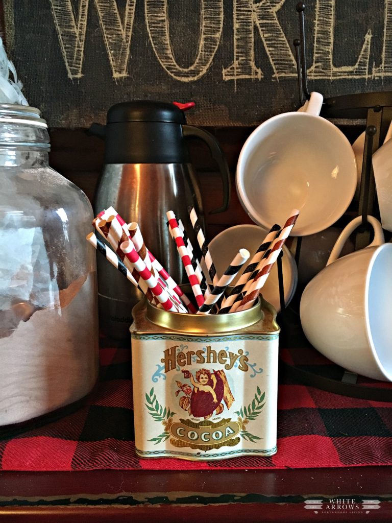 https://whitearrowshome.com/wp-content/uploads/2018/01/Hot-Chocolate-Bar-Hersheys-paper-straws-768x1024.jpg