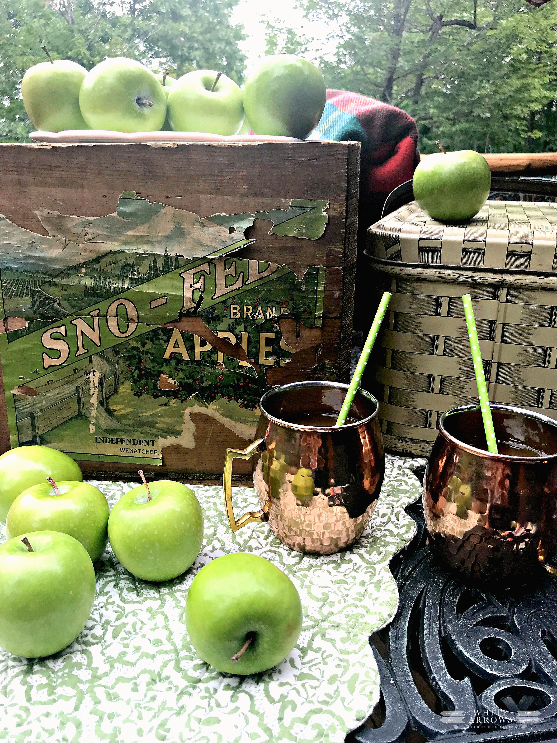 fall decor, autumn decor, apple decor, vintage decor, picnic basket, copper mugs