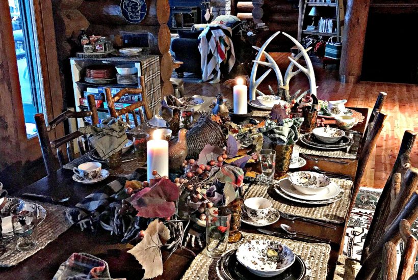 Thanksgiving table, log cabin