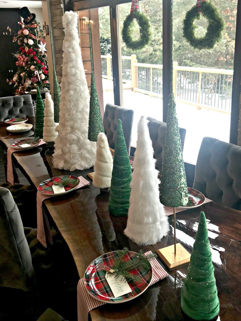 Christmas-table-tablescape