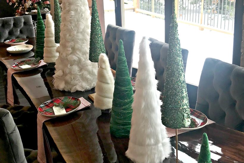 Christmas-table-tablescape