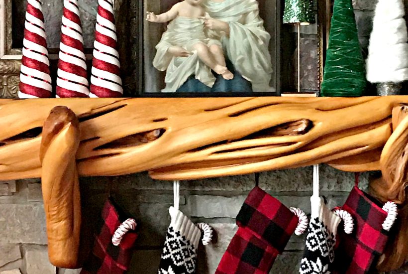 christmas-mantel-buffalo-plaid-trees