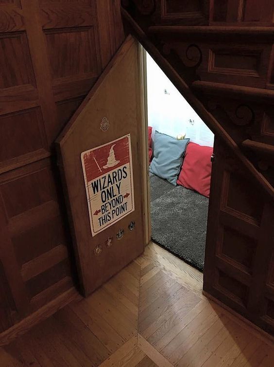 Harry Potter's Room Book Nook