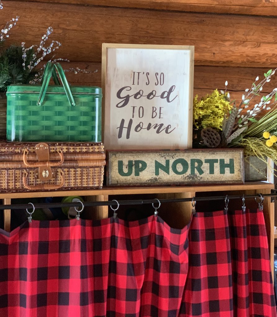 spring-decor-vintage-metal-picnic-basket-up-north