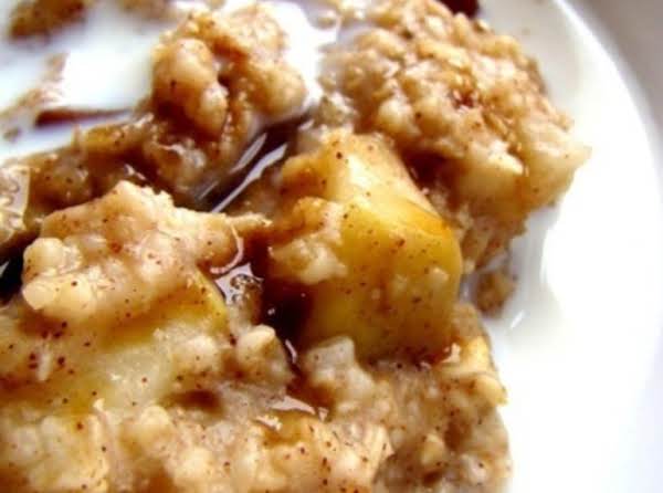 overnight-oatmeal-crockpot-breakfast-apple-cinnamon
