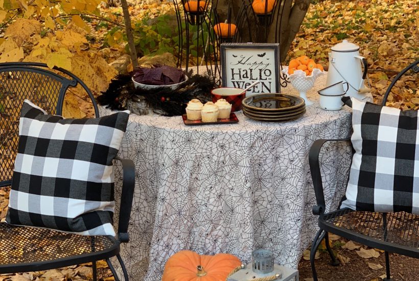 Halloween Table in the Northwoods