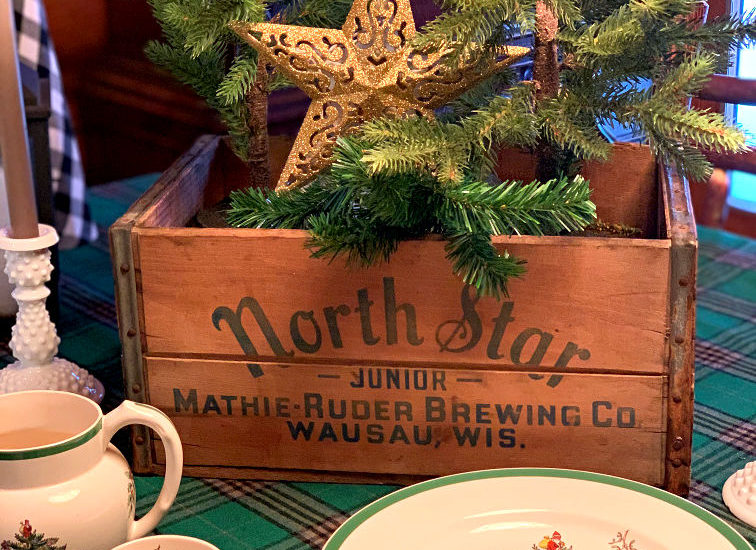 Christmas Tablesetting Spode Dishes