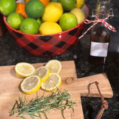 14 Great Ideas for Hostess Gifts That Will Always Impress