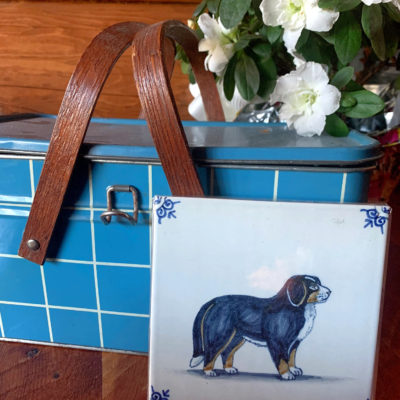 DIY Dog Leash Holder