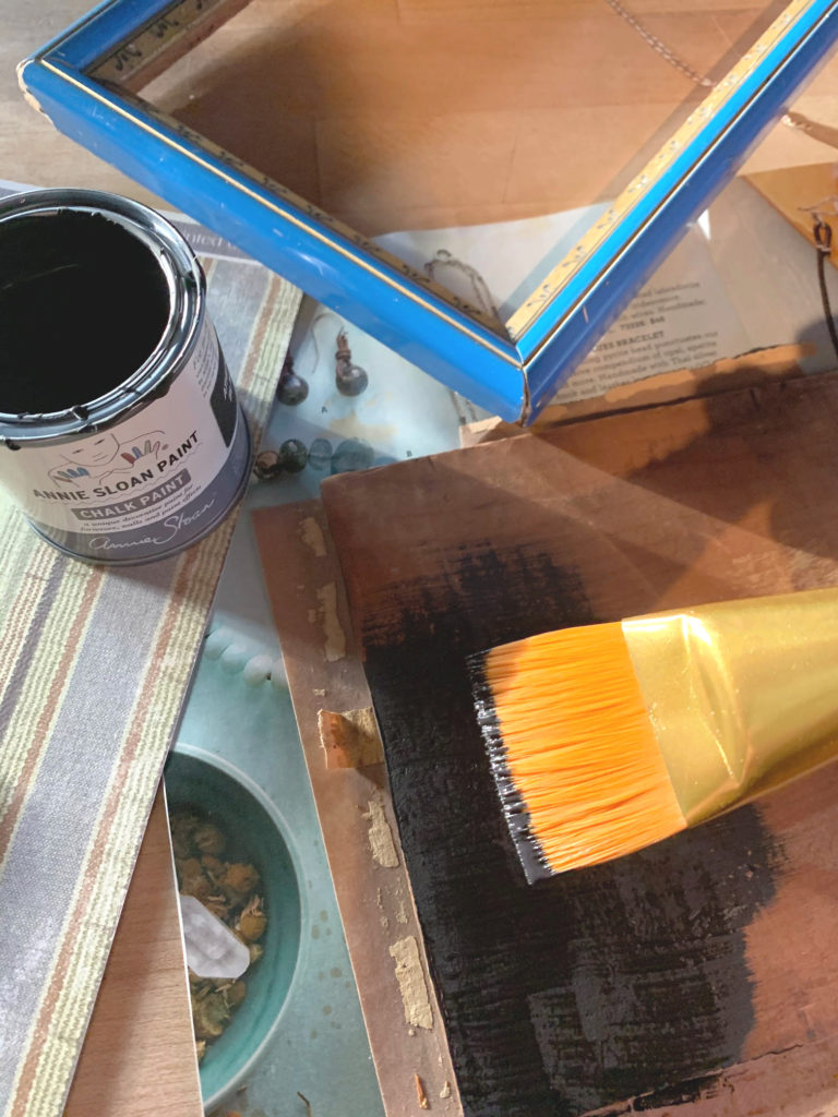 DIY Dog Leash Holder Painting