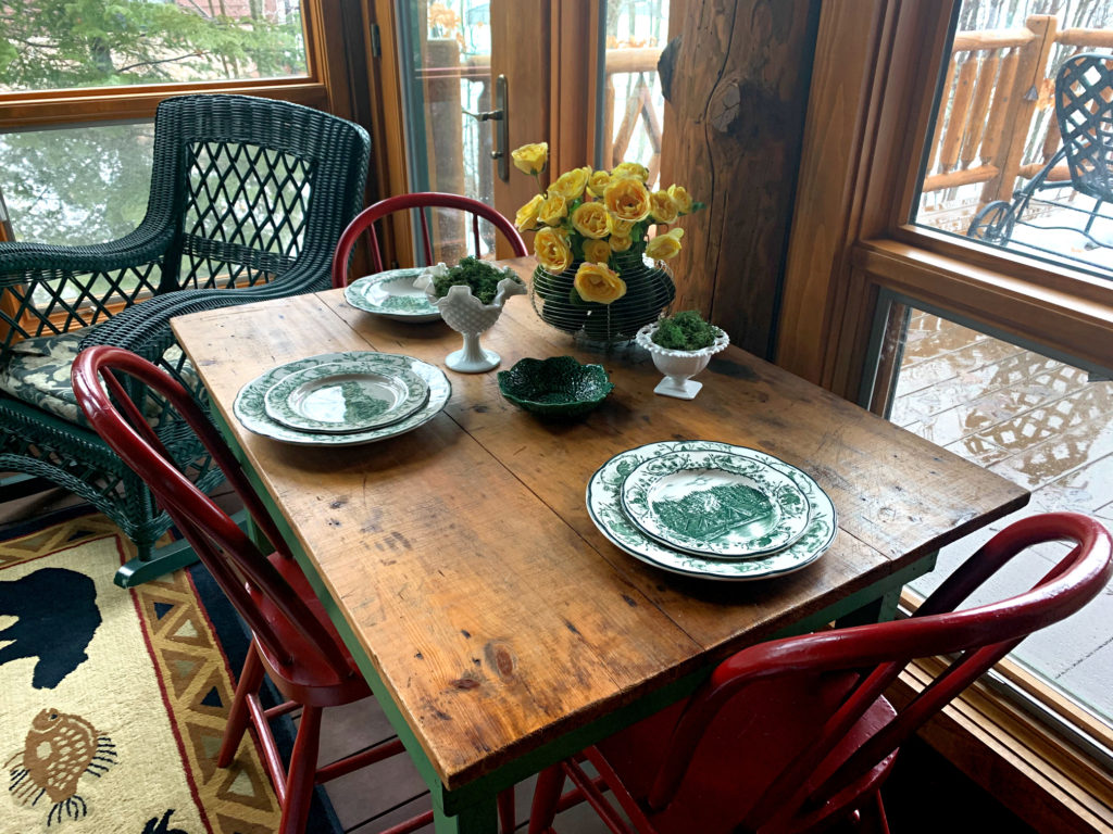 sunroom spring table cabin