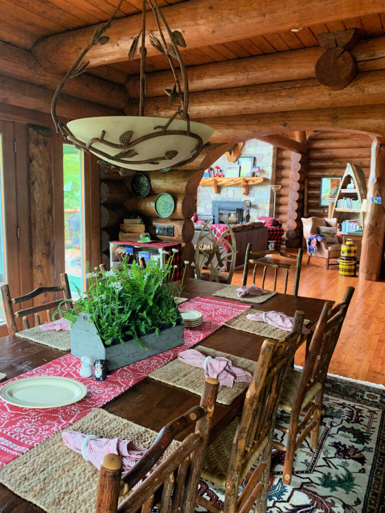 Summer Cabin Table