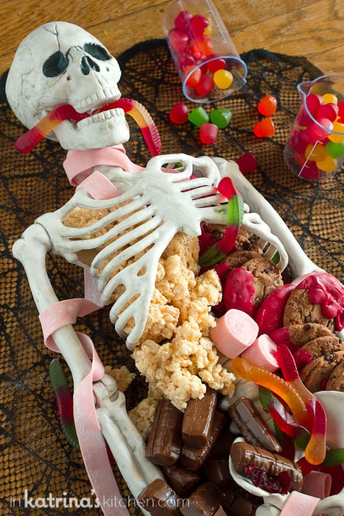 halloween skeleton snack