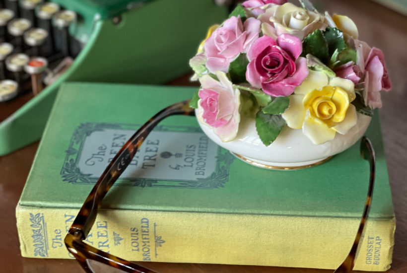 Spring Decor with Roses