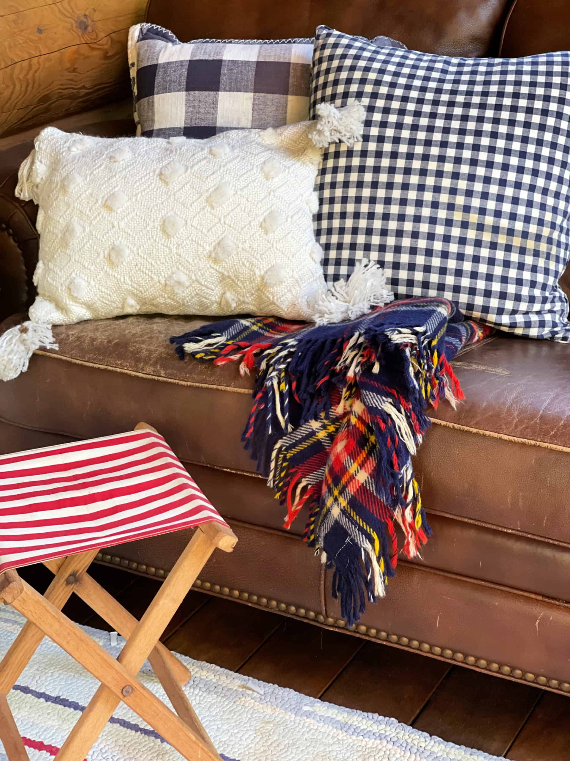 Mixing Vintage and New in the Sunroom ~ White Arrows Home, image size:1920x2560