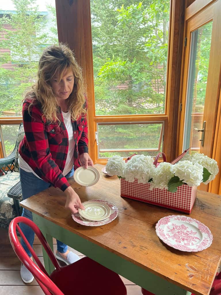 Summer Sunroom Table with strawberrys and coffee