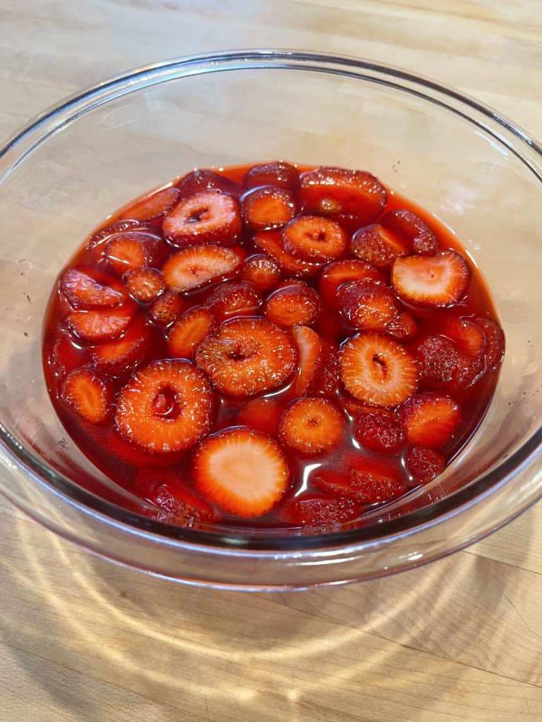 Strawberry Pretzel Bars