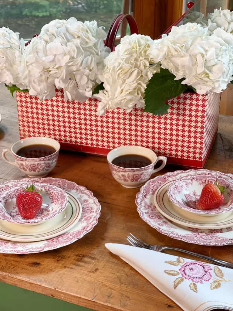 Summer Sunroom Table with strawberrys and coffee