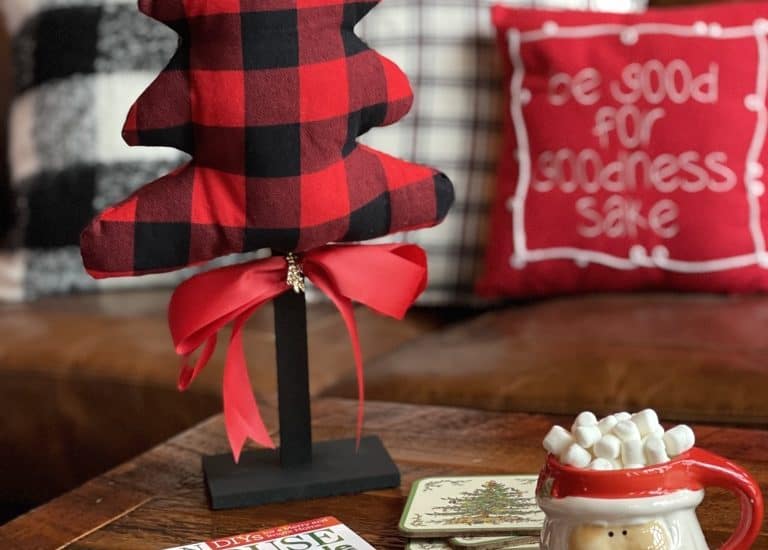 Buffalo Plaid Christmas Decor