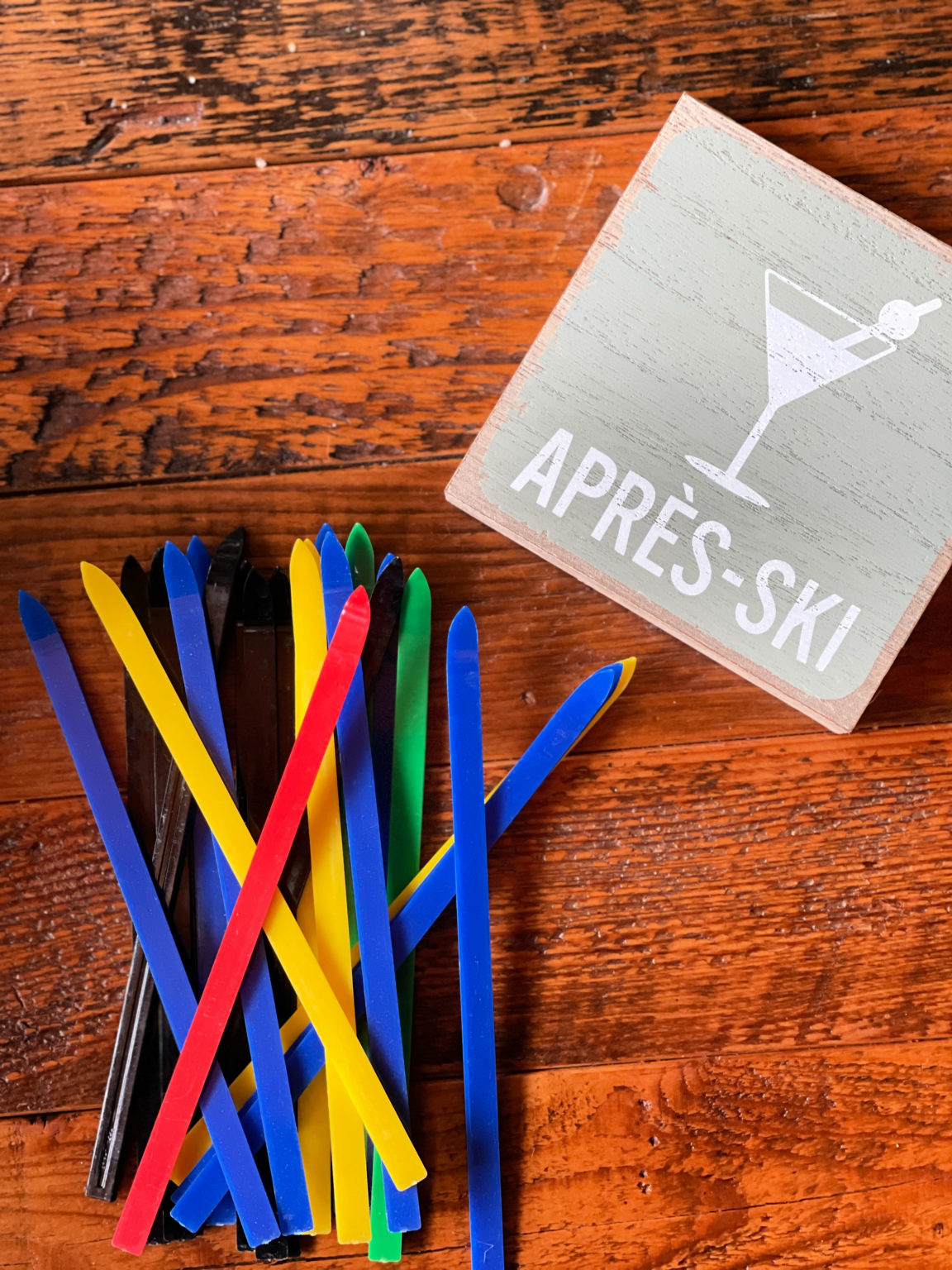 vintageswizzlesticks White Arrows Home