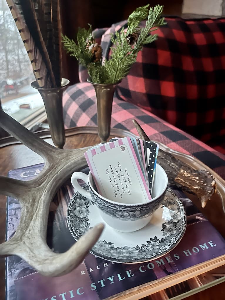 Vintage Tea Cup Card Holder