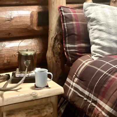 Cozy, Rustic Bedroom Decorating Ideas