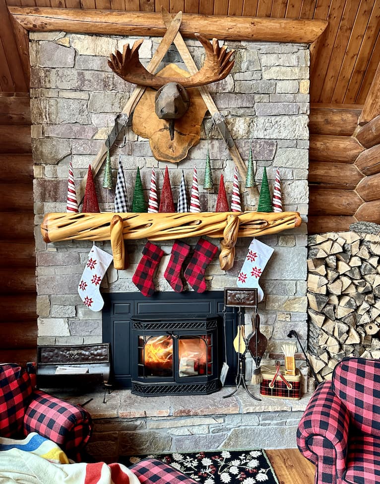 Christmas at the Cabin by the Fireplace