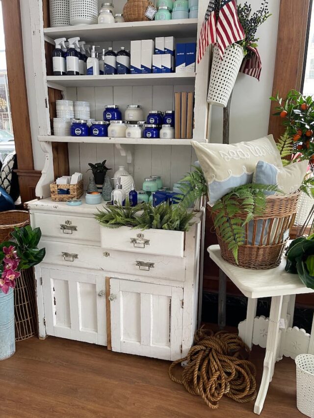 Antique Shopping in Downtown Ripon, Wisconsin White Arrows Home