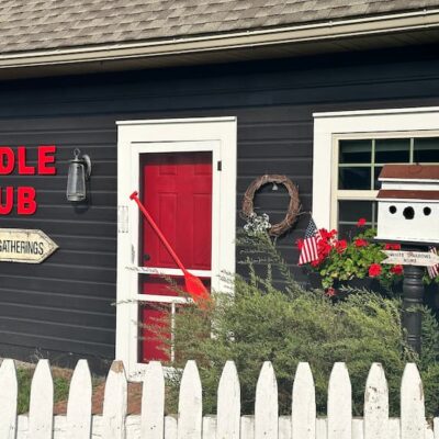 Workshops, Classes & Clubs at White Arrows Home’s Paddle Club